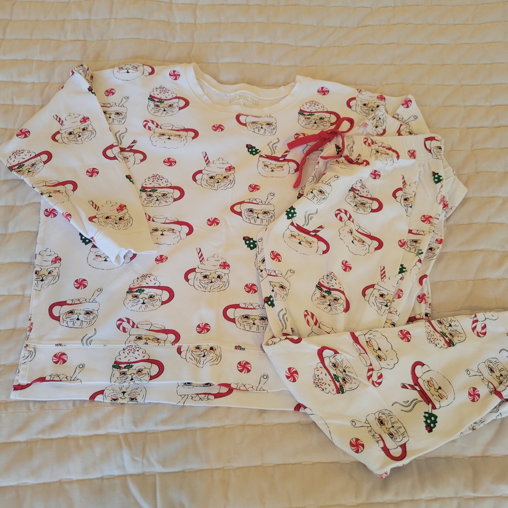 The Beaufort Bonnet Company Festive White Pajamas, Christmas, Santa, Tbbc